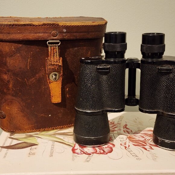 Vintage Stellar 7 x 50 Coated Optics Binoculars with Case - Picture 1 of 16